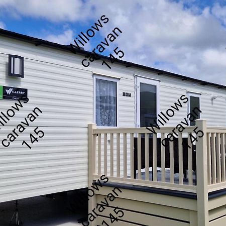 Willows Caravan 145 Llanddwywe Екстер'єр фото