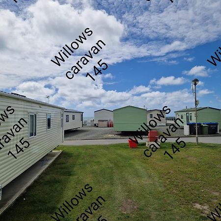 Willows Caravan 145 Llanddwywe Екстер'єр фото